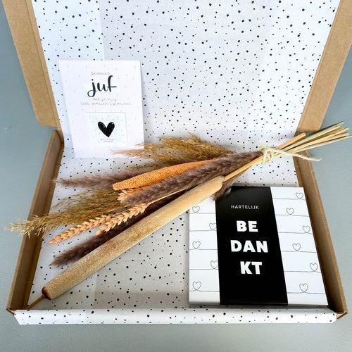 JOLIE SPECIAL FLOWER MOMENTS - Geef je juf of meester een dikke knuffel!