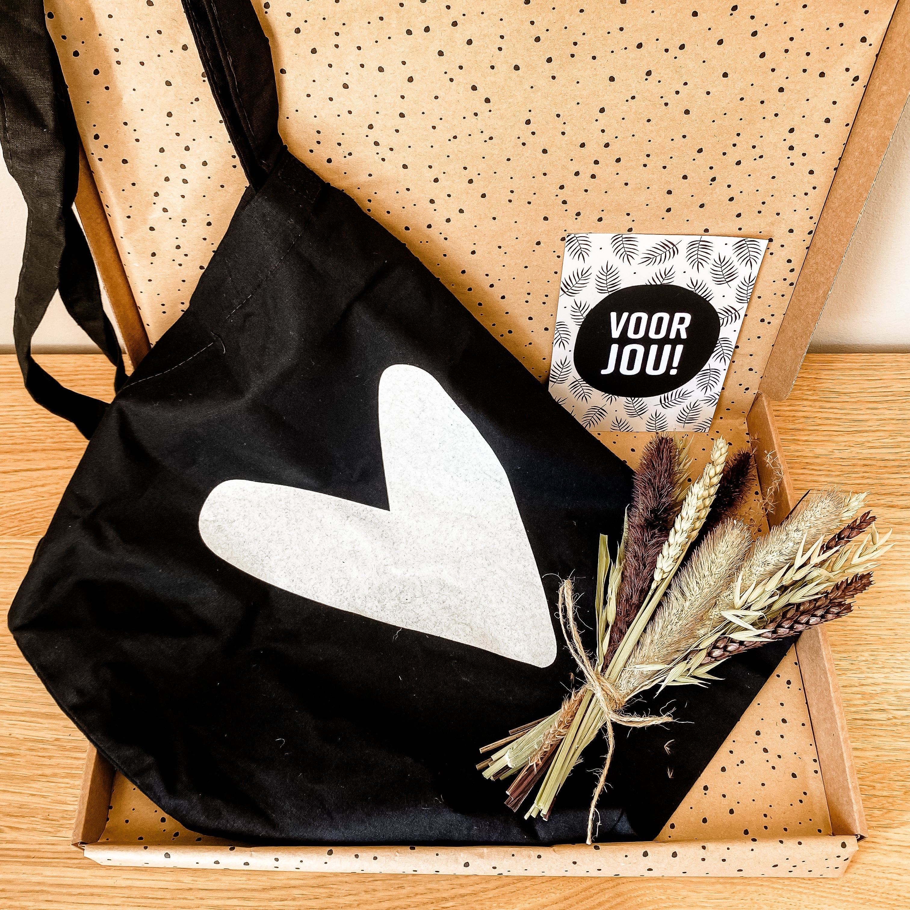 Brievenbuscadeautje - Confetti