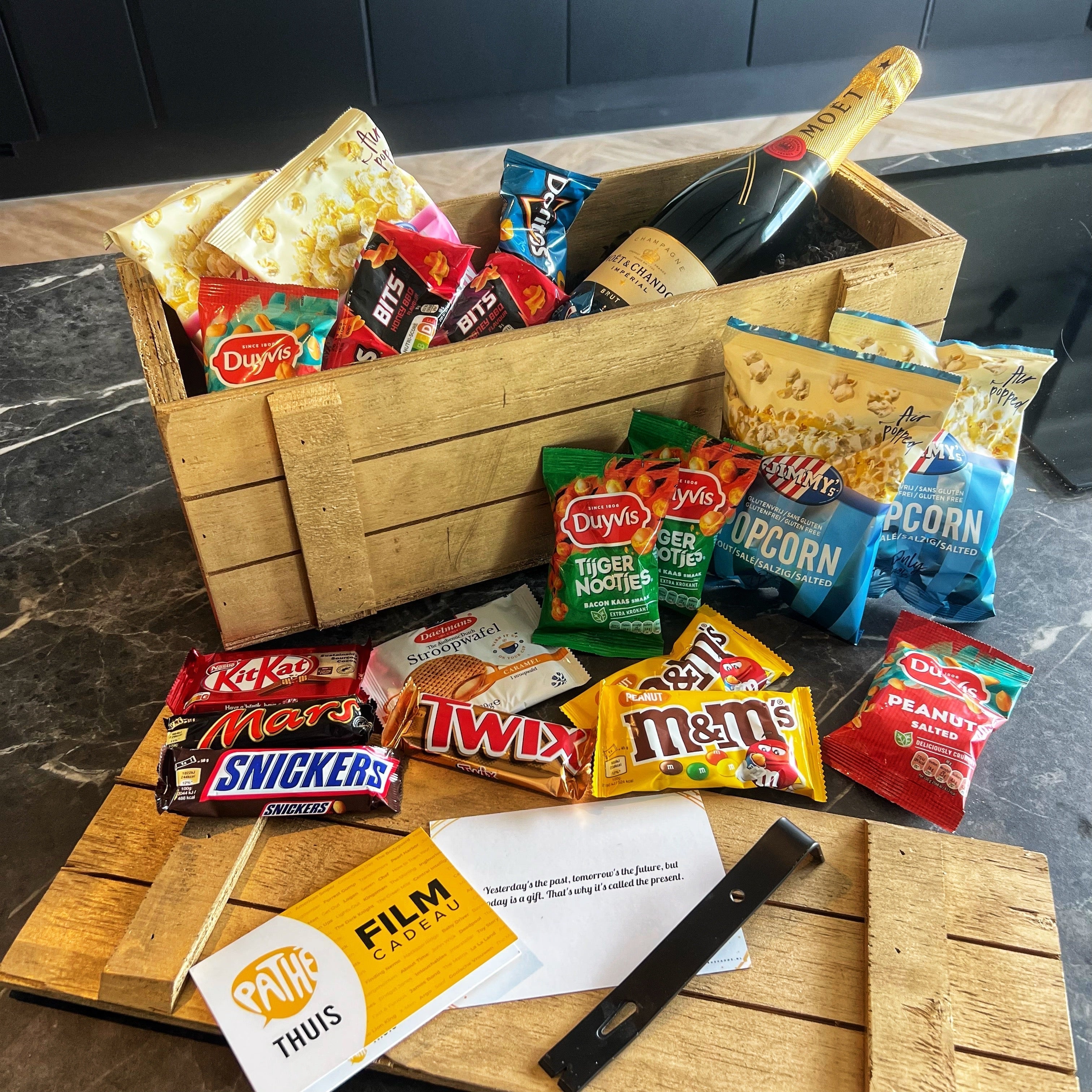 Breekbox Goud - Mo�t Chandon & Pathe Thuis Filmcadeau