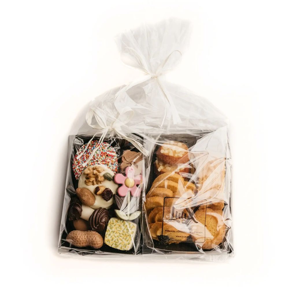 Pakket met koekjes en chocolade